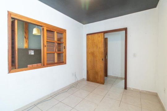 Quarto 2 de casa à venda com 2 quartos, 70m² em Hípica, Porto Alegre