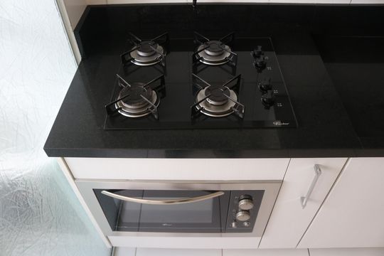 Cozinha de apartamento à venda com 2 quartos, 43m² em Água Branca, São Paulo