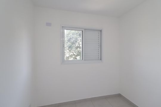 Quarto 1 de apartamento para alugar com 2 quartos, 39m² em Itaquera, São Paulo