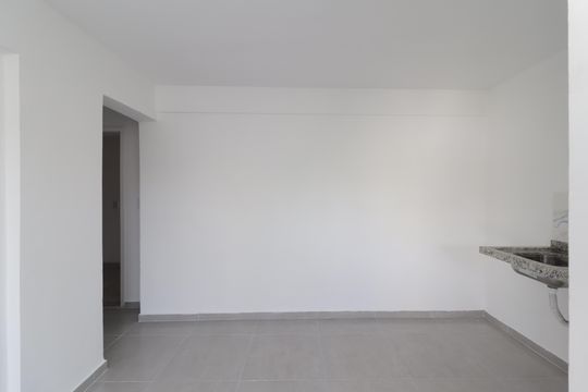 Sala/Cozinha de apartamento à venda com 2 quartos, 45m² em Itaquera, São Paulo