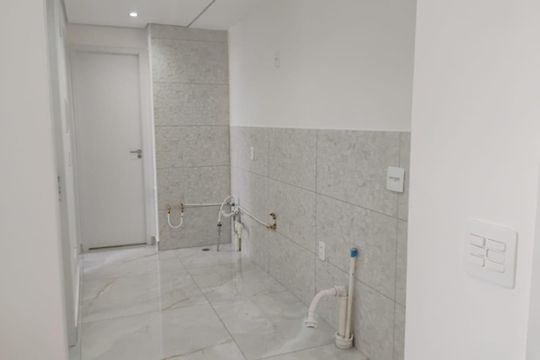 Cozinha de apartamento para alugar com 2 quartos, 34m² em Vila Guilhermina, São Paulo