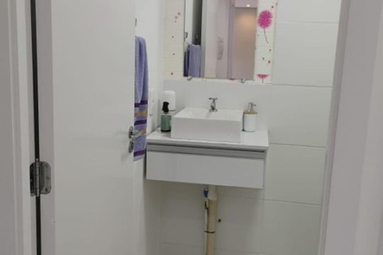 Banheiro de apartamento para alugar com 2 quartos, 34m² em Vila Guilhermina, São Paulo