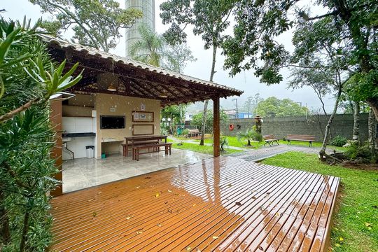 Área comum - Churrasqueira de apartamento para alugar com 1 quarto, 49m² em Vargem do Bom Jesus, Florianópolis