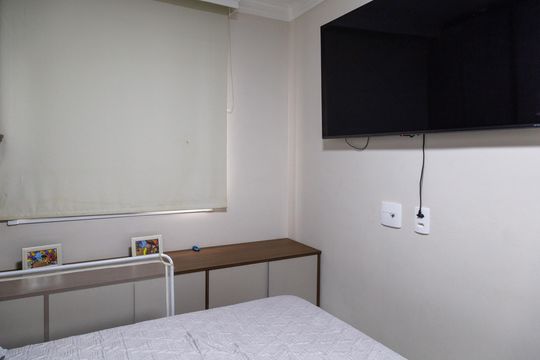 Quarto 2 de apartamento para alugar com 2 quartos, 36m² em Vila das Bandeiras, Guarulhos