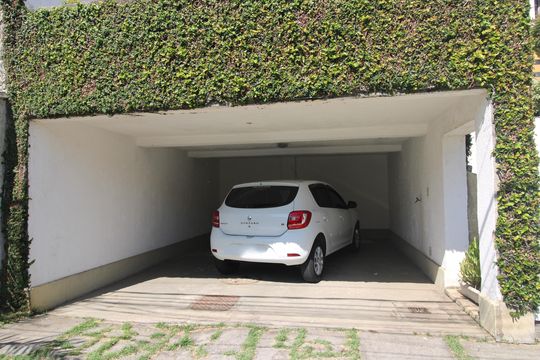 Garagem de casa de condomínio à venda com 3 quartos, 360m² em Anil, Rio de Janeiro