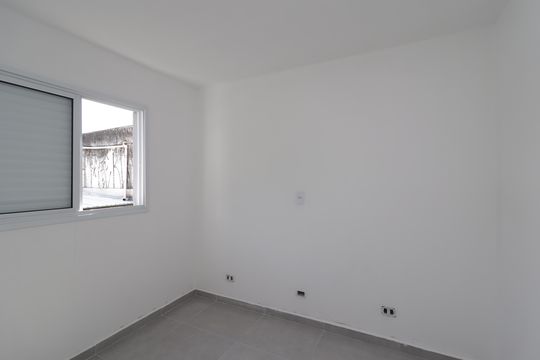 Quarto 2 de apartamento para alugar com 2 quartos, 47m² em Itaquera, São Paulo