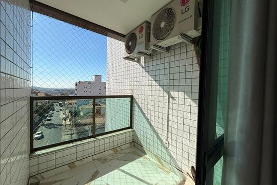 Varanda  de apartamento à venda com 3 quartos, 198m² em Inconfidentes, Contagem
