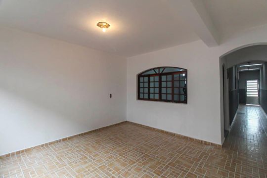 Garagem de casa para alugar com 3 quartos, 120m² em Vila Renato (zona Leste), São Paulo