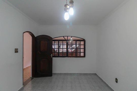 Casa para alugar com 3 quartos, 120m² em Vila Renato (zona Leste), São Paulo