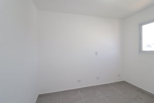 Quarto 1 de apartamento para alugar com 2 quartos, 39m² em Itaquera, São Paulo