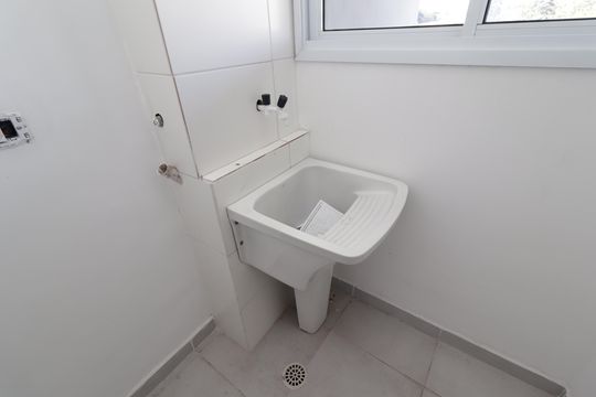 Área de Serviço de apartamento para alugar com 2 quartos, 44m² em Itaquera, São Paulo