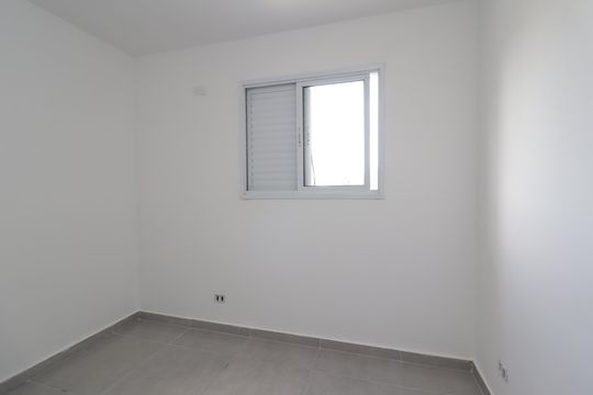 Quarto 2 de apartamento para alugar com 2 quartos, 44m² em Itaquera, São Paulo