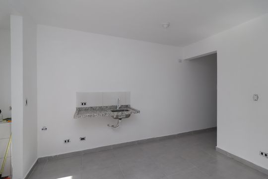 Sala/Cozinha de apartamento para alugar com 2 quartos, 37m² em Itaquera, São Paulo