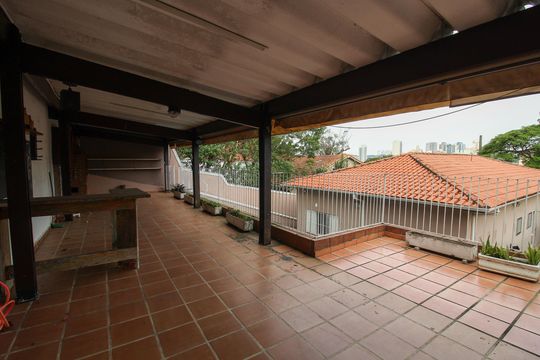 Mezanino de casa para alugar com 4 quartos, 401m² em Instituto de Previdencia, São Paulo