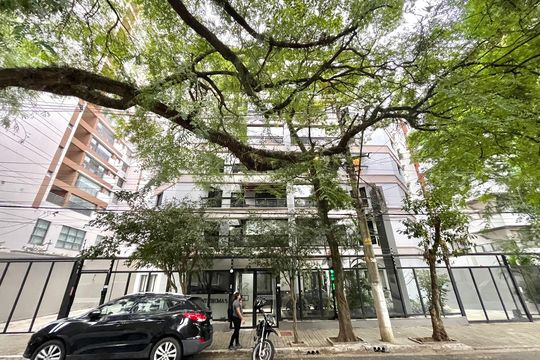 Fachada de apartamento à venda com 2 quartos, 110m² em Jardim Prudência, São Paulo