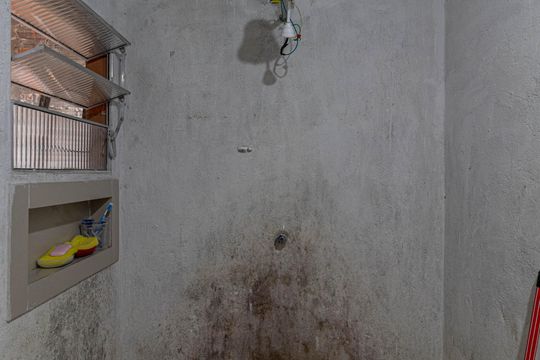 Banheiro Suíte de casa à venda com 2 quartos, 150m² em Jardim Senice, São Paulo