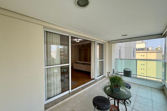 Sacada  de apartamento à venda com 2 quartos, 111m² em Cidade Monções, São Paulo