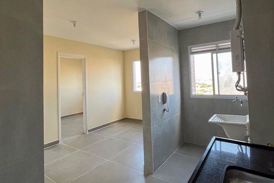 Cozinha de apartamento para alugar com 2 quartos, 35m² em Sacoma, São Paulo