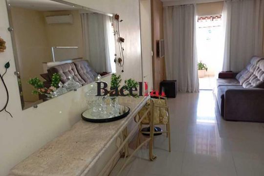Casa à venda com 3 quartos, 156m² em Encantado, Rio de Janeiro
