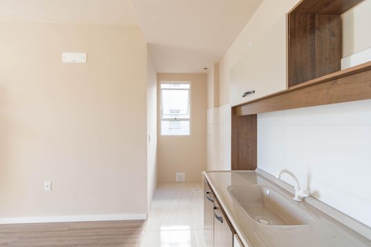 Apartamento à venda com 2 quartos, 42m² em Olaria, Canoas