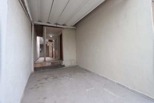 Garagem de casa para alugar com 2 quartos, 120m² em Vila Ema, São Paulo
