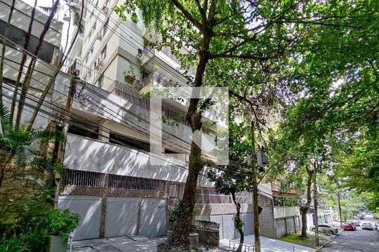 Fachada de apartamento à venda com 2 quartos, 80m² em Grajaú, Rio de Janeiro