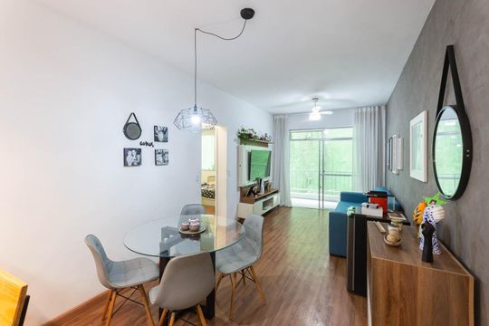 Apartamento à venda com 2 quartos, 80m² em Grajaú, Rio de Janeiro