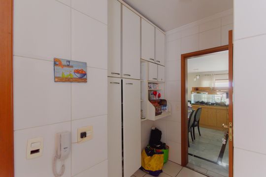 Cozinha de apartamento à venda com 3 quartos, 165m² em Vila Deodoro, São Paulo
