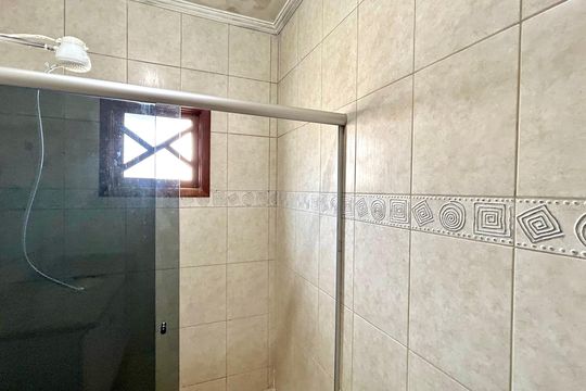 Banheiro da Suíte de casa para alugar com 3 quartos, 174m² em Vila Rio de Janeiro, Guarulhos