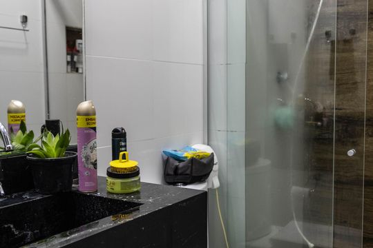 Banheiro de apartamento à venda com 3 quartos, 85m² em Cinquentenario, Belo Horizonte