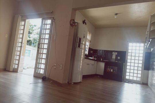 Sala de casa à venda com 2 quartos, 130m² em Ingá, Betim