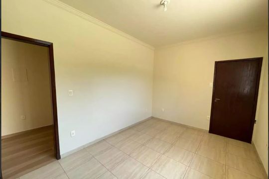 Quarto de casa à venda com 2 quartos, 130m² em Ingá, Betim
