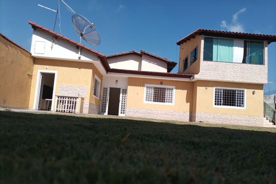 Área externa de casa à venda com 2 quartos, 130m² em Ingá, Betim