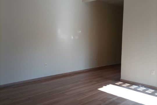 Sala de casa à venda com 2 quartos, 130m² em Ingá, Betim