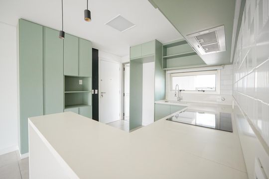 Cozinha de apartamento à venda com 2 quartos, 113m² em Vila Clementino, São Paulo