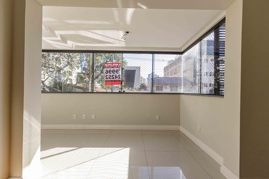 Sala de apartamento à venda com 3 quartos, 137m² em Boa Vista, Porto Alegre