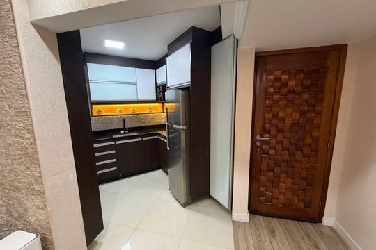 Cozinha de apartamento à venda com 2 quartos, 55m² em Bandeiras, Osasco