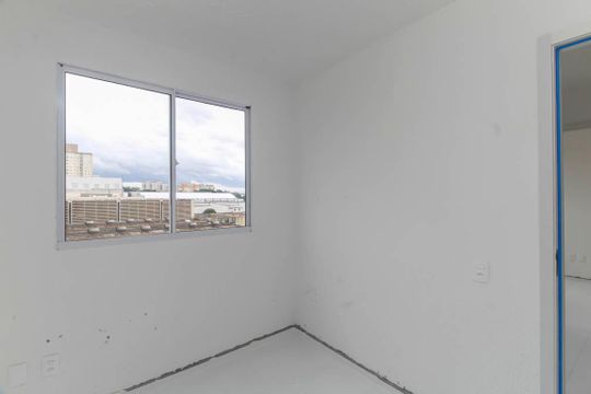 Apartamento para alugar com 2 quartos, 34m² em Parque São Lourenço, São Paulo