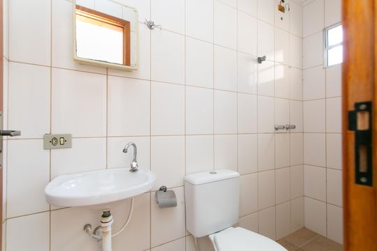 Banheiro  de casa para alugar com 1 quarto, 35m² em Jardim Brasilia, São Paulo