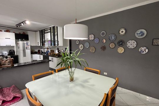 Sala de Jantar - Cozinha de casa à venda com 3 quartos, 202m² em Parque Novo Oratório, Santo André