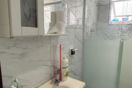 Banheiro da Suíte de casa à venda com 3 quartos, 202m² em Parque Novo Oratório, Santo André