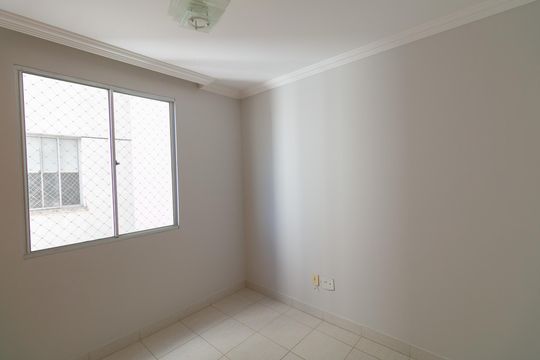 Apartamento à venda com 3 quartos, 68m² em Planalto, Belo Horizonte