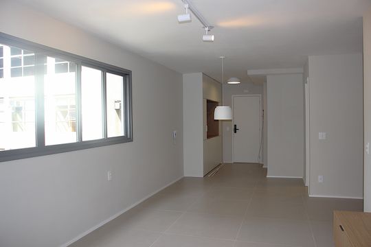 Sala de apartamento para alugar com 2 quartos, 83m² em Cerqueira César, São Paulo