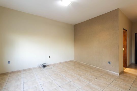 Casa para alugar com 2 quartos, 146m² em Trindade, São Gonçalo
