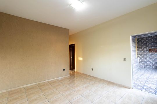Sala de casa para alugar com 2 quartos, 146m² em Trindade, São Gonçalo