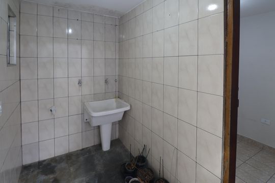 Área de Serviço de casa à venda com 3 quartos, 120m² em Jardim Guanca, São Paulo