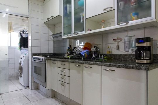 Apartamento à venda com 3 quartos, 95m² em Vl G Cardim, São Paulo