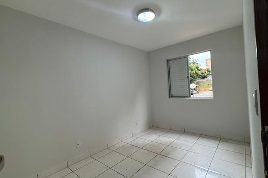 Quarto 1 de apartamento à venda com 2 quartos, 54m² em Jardim Umarizal, São Paulo