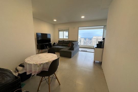 Sala de apartamento para alugar com 2 quartos, 69m² em Jardim Esperanca, Barueri