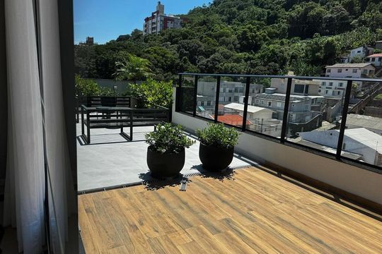 Área comum de apartamento para alugar com 2 quartos, 70m² em Centro, Florianópolis